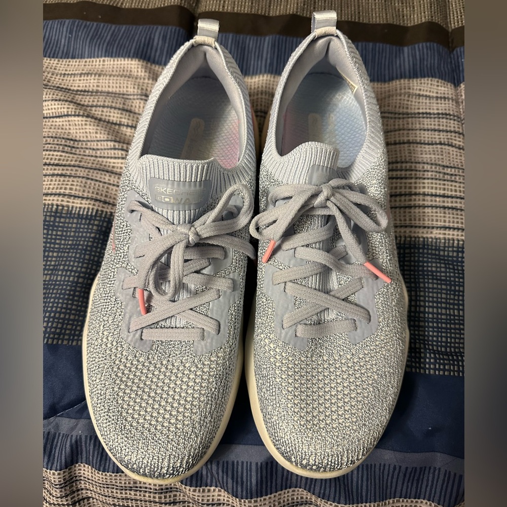 Skechers Massage Fit Sneakers